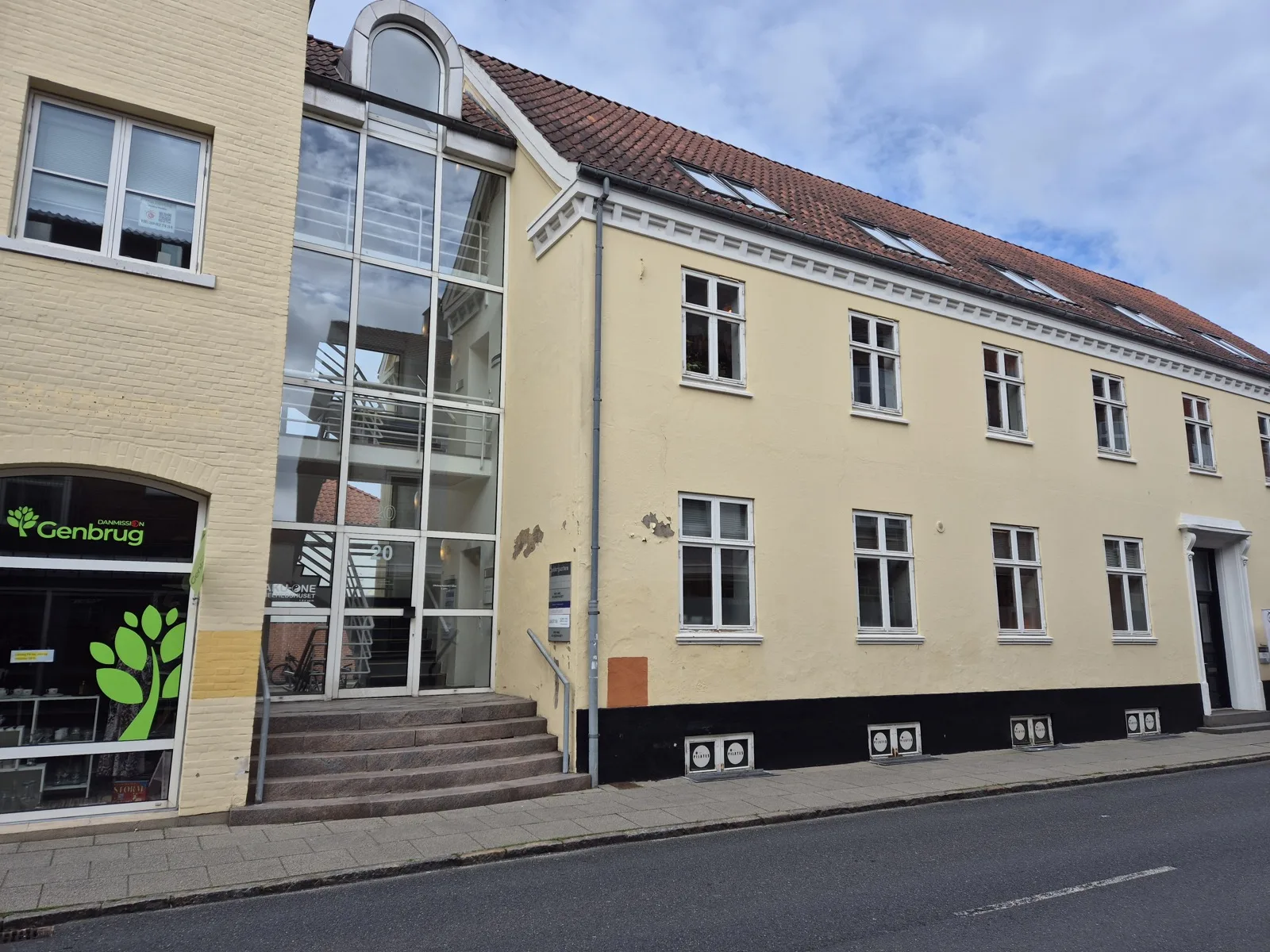 Psykologpraksis på Hostrupsgade 20 i Silkeborg set udefra